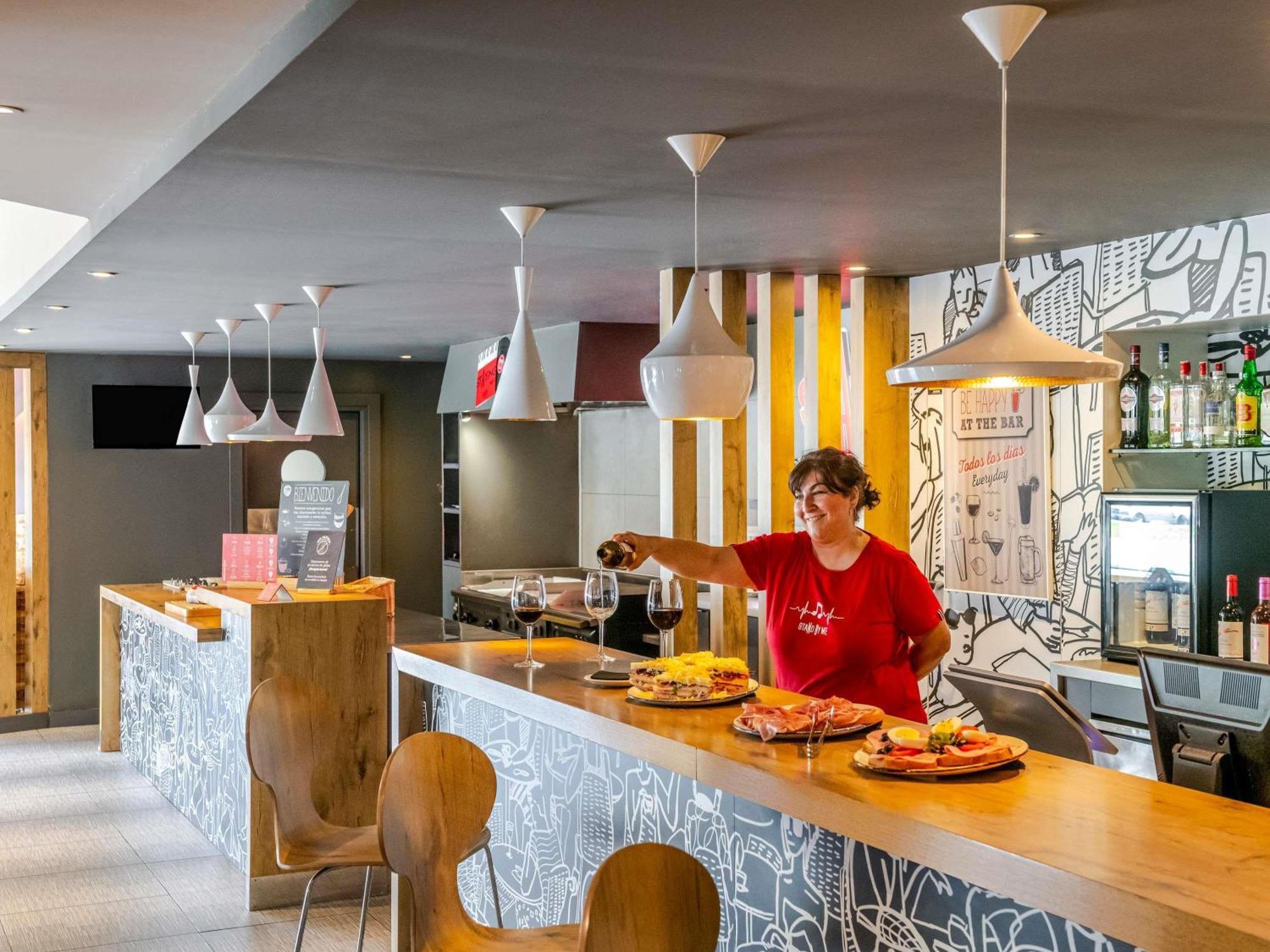 Ibis Bilbao Barakaldo Hotell Exteriör bild