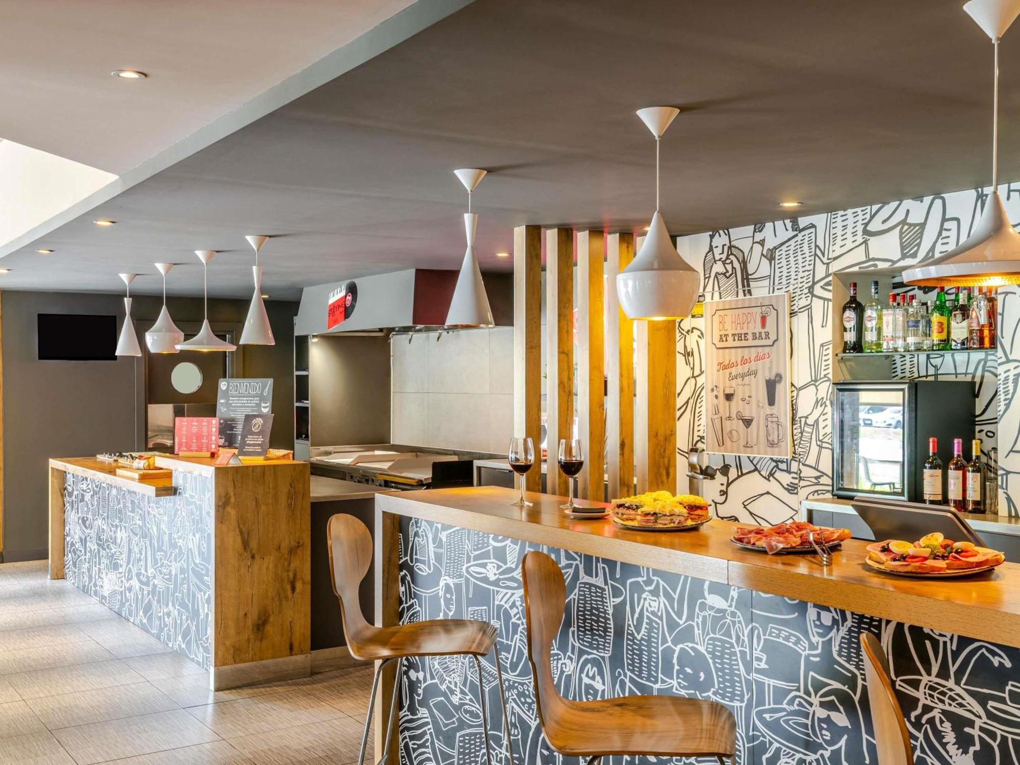 Ibis Bilbao Barakaldo Hotell Exteriör bild
