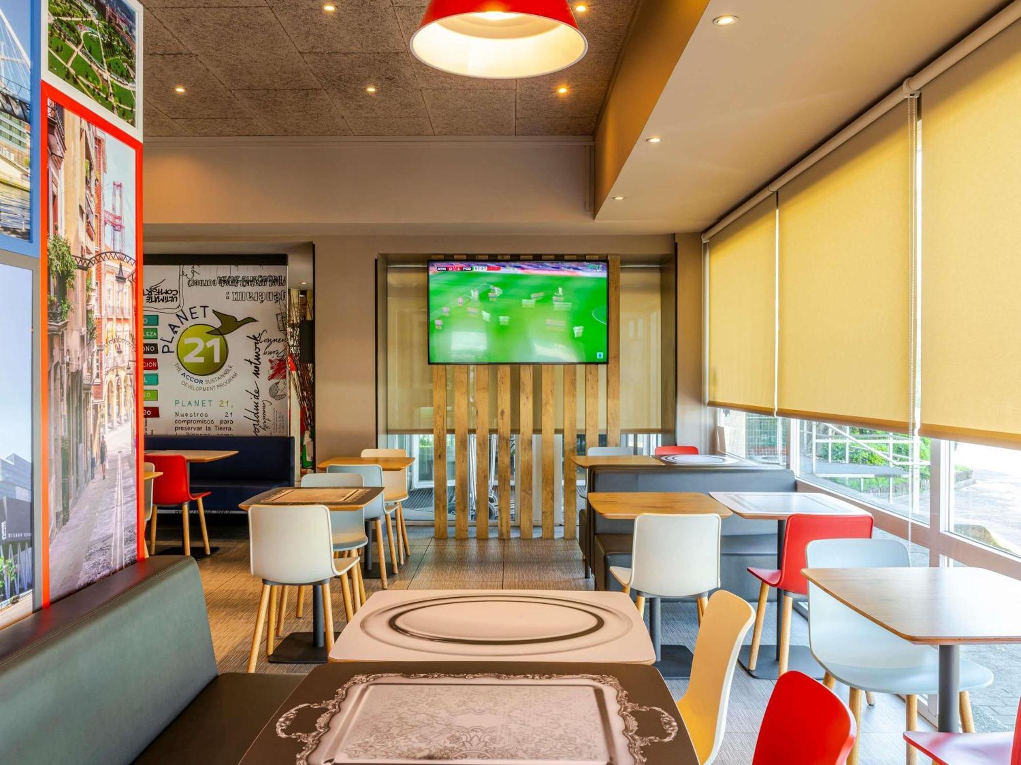 Ibis Bilbao Barakaldo Hotell Exteriör bild
