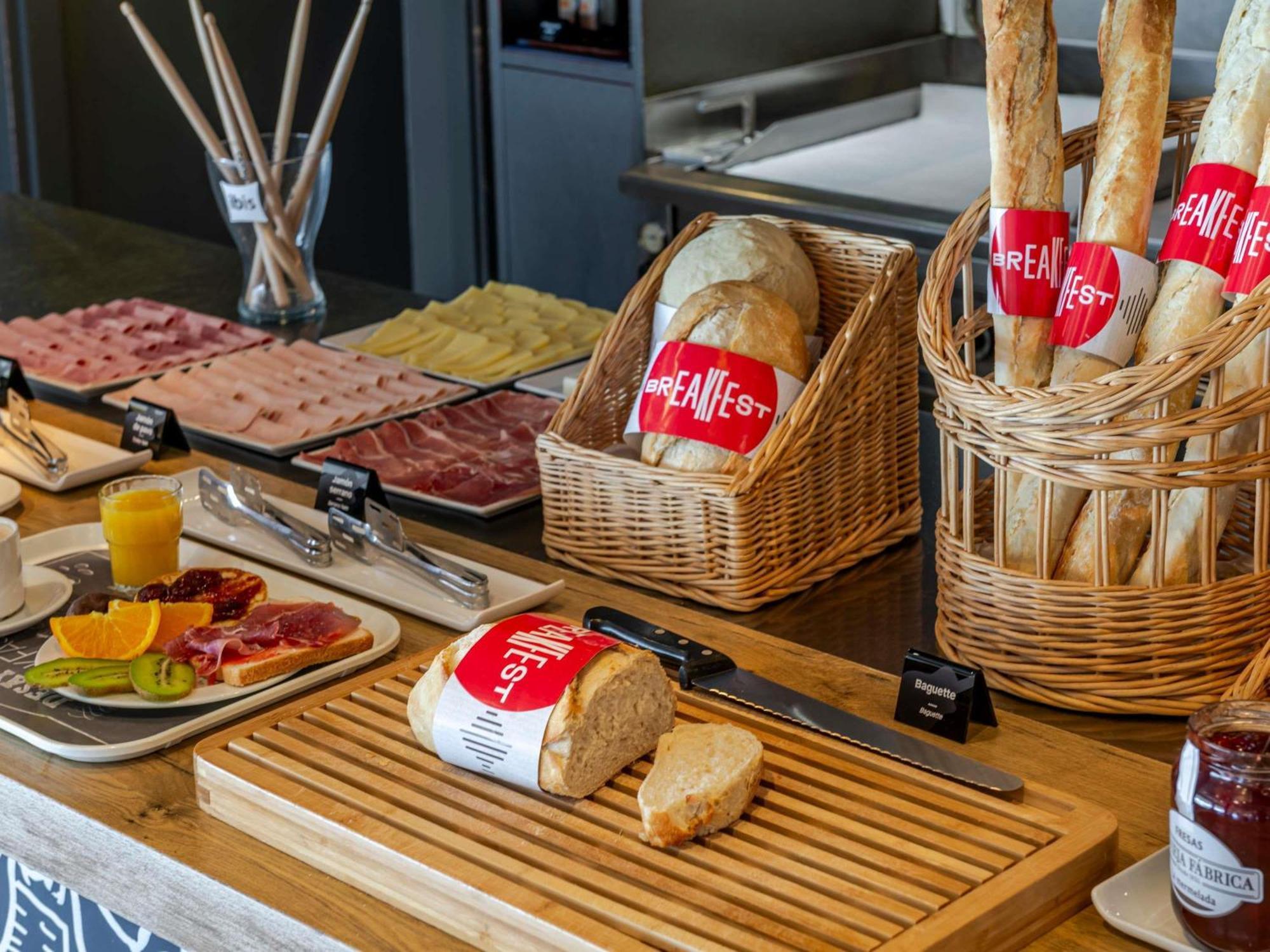 Ibis Bilbao Barakaldo Hotell Exteriör bild