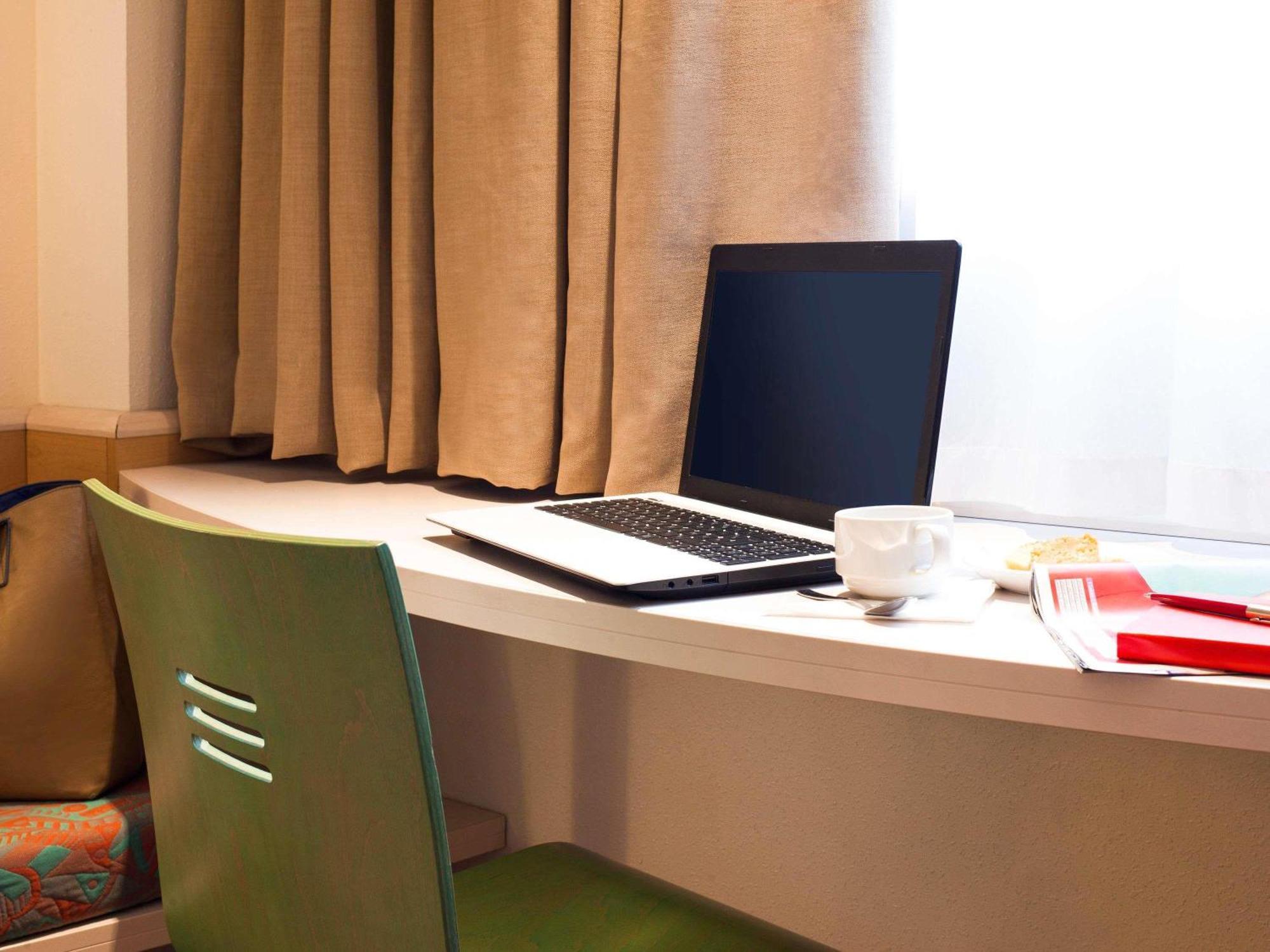 Ibis Bilbao Barakaldo Hotell Exteriör bild